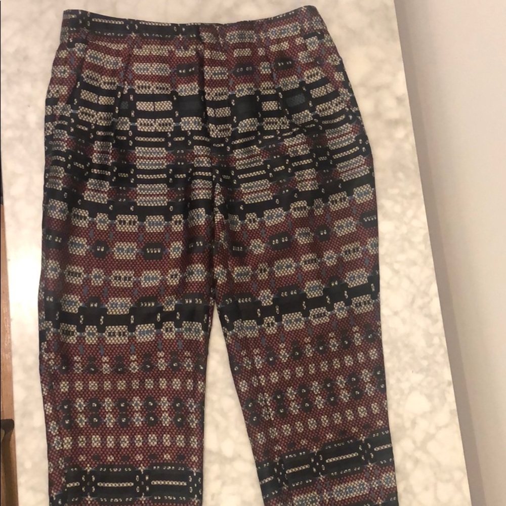 Zara multcolor print silk-like pleat trouser pant
